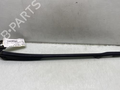 Used Front windshield wiper arm SEAT LEON (1P1) 2.0 TDI 16V (140 hp) 23768852