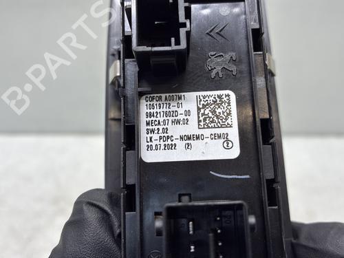 Used Left front window switch Left front window switch PEUGEOT 208 I (CA_, CC_) [2012-2021] 33858629 33858629