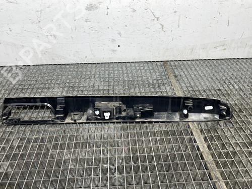 Used Door moulding trim Door moulding trim NISSAN TOWNSTAR Box Body/MPV (XFK) 1.3 (131 hp) 31976497 31976497