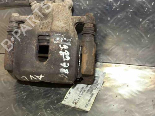 Used Right front brake caliper Right front brake caliper OPEL AGILA B (H08) 1.3 CDTI (F68) (75 hp) 21951977 21951977