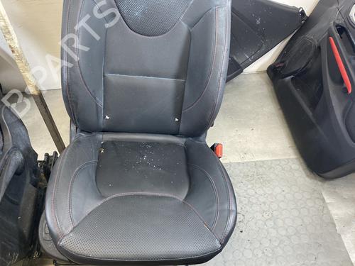 Seats set RENAULT CLIO IV (BH_) 1.6 RS (BHJ4, BHJ6, BHMM) | BP27484784C78 