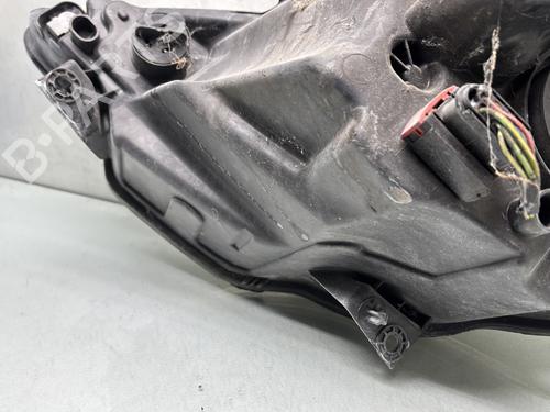 Right headlight PEUGEOT 1007 (KM_) 1.4 HDi | BP28519359C29