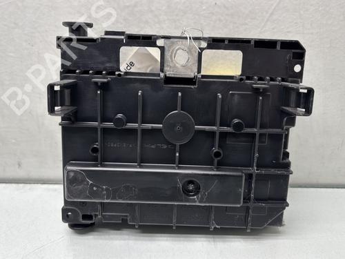 Fuse box PEUGEOT 307 SW (3H) 1.6 HDI 110 | BP29841402E1