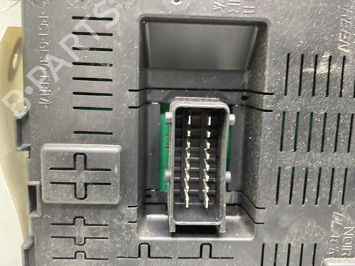 Fuse box CITROËN C4 Picasso I MPV (UD_) 1.6 HDi 110 | BP28519333E1 
