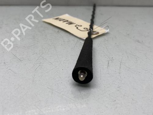 Antenne/Base RENAULT CAPTUR I (J5_, H5_) 1.5 dCi 90 (J5N4, J5M5, J5MW, J5M6, J5AL, J5AJ) | BP31185298C140