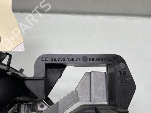 Used Front left interior door handle Front left interior door handle DS DS 5 (KF_) 2.0 BlueHDi 180 (180 hp) 31212164 31212164