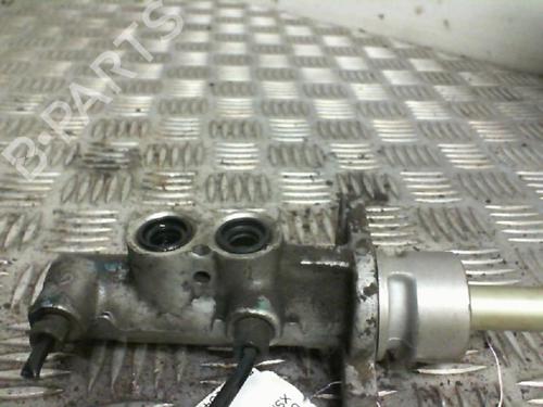 Used Brake master cylinder CITROËN XSARA PICASSO (N68) 2.0 HDi (90 hp) 19986967