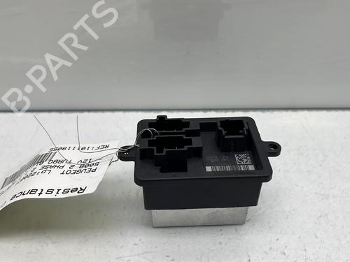 Used Heater resistor PEUGEOT 5008 II (MC_, MJ_, MR_, M4_) 1.2 THP (MRHNYH, MRHNYW, MRHNSJ, MRHNSU, MRHNSM) (131 hp) 23906456