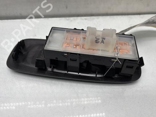 Right front window switch RENAULT KADJAR (HA_, HL_) 1.5 dCi 110 (HLA3) | BP29574652I26 