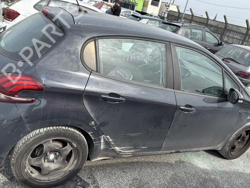 Wheel arch PEUGEOT 208 I (CA_, CC_) 1.2 VTI 82 | BP32386487C56