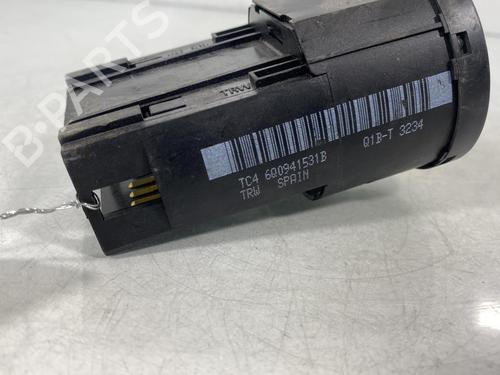 Used Switch Switch VW POLO IV (9N_, 9A_) 1.2 12V (64 hp) 19979067 19979067