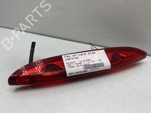 Używane Trzecie światło stopu PEUGEOT 208 I (CA_, CC_) 1.6 HDi (92 hp) 29939063