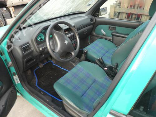 Glove box PEUGEOT 106 II (1A_, 1C_) 1.5 D | BP32386511C95