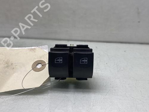 Used Left front window switch RENAULT CLIO IV (BH_) 1.5 dCi 75 (75 hp) 21823106