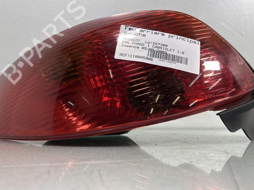 Piloto trasero izquierdo PEUGEOT 206 CC (2D) 1.6 16V (2DNFUF, 2DNFUR) (109 hp) 32389449