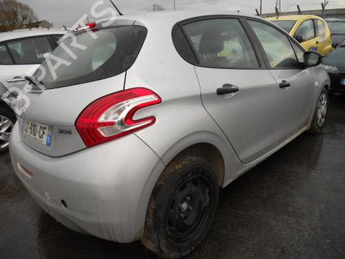 Front wiper motor PEUGEOT 208 I (CA_, CC_) 1.4 HDi | BP20034263M29 