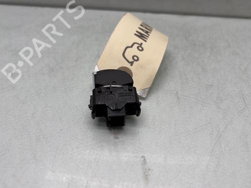 Right front window switch FORD FIESTA VI (CB1, CCN) 1.25 | BP29939097I26