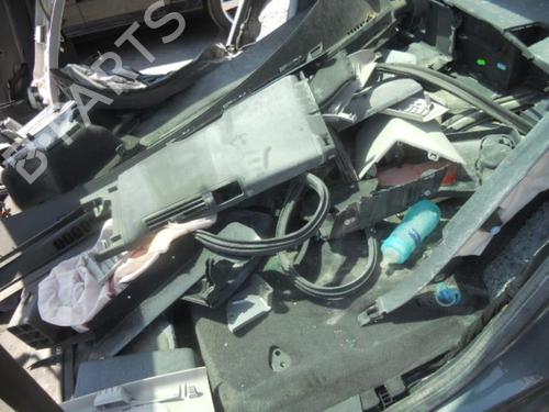 Front wiper motor PEUGEOT 5008 (0U_, 0E_) 1.6 HDi | BP19985590M29 