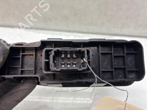 Used Right front window switch Right front window switch 37663942 37663942