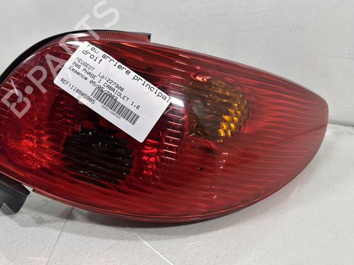Right taillight PEUGEOT 206 CC (2D) 1.6 16V (2DNFUF, 2DNFUR) | BP32389448C35