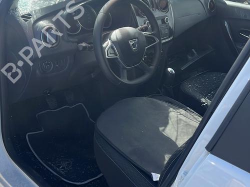 Brugte DACIA SANDERO II 1.0 LPG (B8ML) (101 hp) 4435927