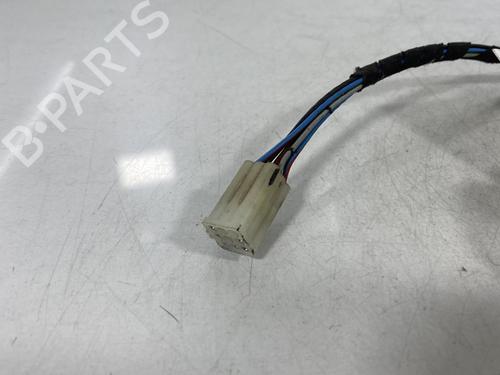 Used Right front window switch Right front window switch OPEL TIGRA (S93) 1.6 16V (F07) (106 hp) 19956092 19956092