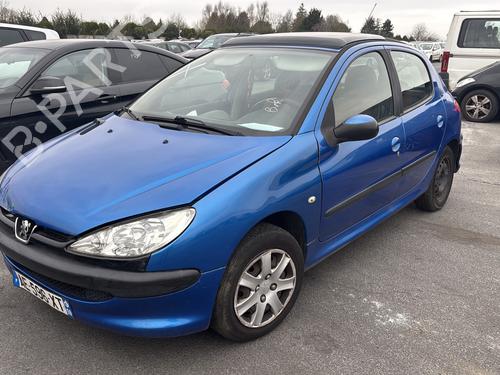 Venstre baglygte PEUGEOT 206 Hatchback (2A/C) 1.4 HDi eco 70 | BP24569955C34 