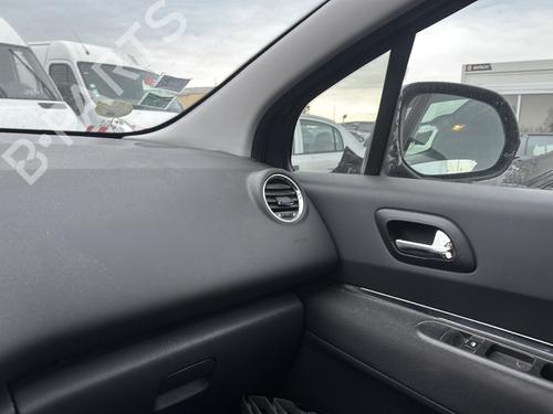 Left front window switch PEUGEOT 5008 (0U_, 0E_) 1.6 HDi | BP31963978I27 - Image 14