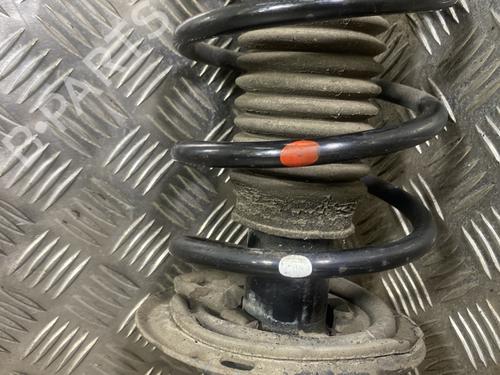 Left front shock absorber TOYOTA YARIS (_P13_) 1.5 Hybrid (NHP130_, NHP130) | BP27596290M16 