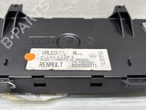 AC Styreenhet / Manøvreringsenhet RENAULT CLIO II (BB_, CB_) 1.2 (BB0A, BB0F, BB10, BB1K, BB28, BB2D, BB2H, CB0A,... | BP28281788I5 