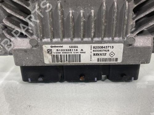 Used Engine control unit (ECU) RENAULT CLIO III (BR0/1, CR0/1) [2005-2014]  21196934