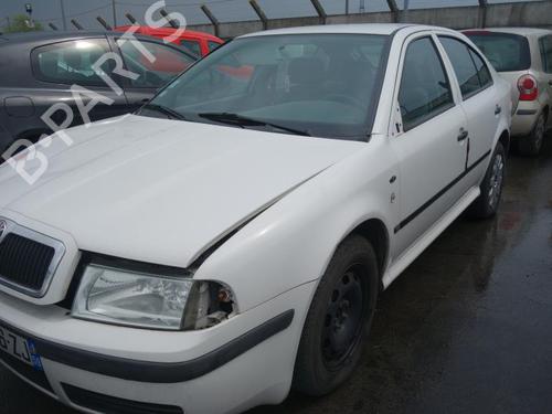 Left taillight SKODA OCTAVIA I (1U2) 1.9 TDI | BP20032516C34 