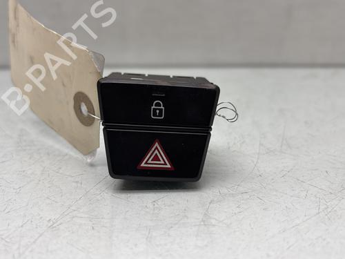 Used Warning switch HYUNDAI i20 II (GB, IB) 1.4 CRDi (90 hp) 29286923