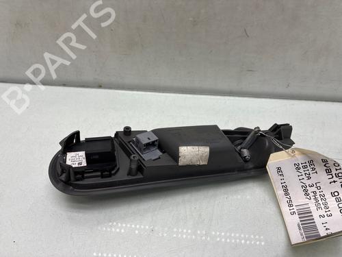 Used Front left interior door handle Front left interior door handle 37225753 37225753