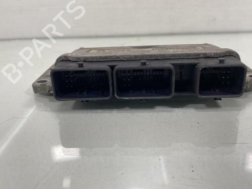 Used Engine control unit (ECU) RENAULT MEGANE II (BM0/1_, CM0/1_) [2001-2012]  21197083