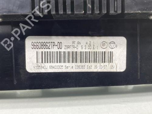 Used Climate control Climate control PEUGEOT 607 (9D, 9U) 2.7 HDi 24V (204 hp) 21957439 21957439