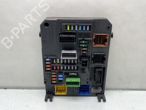 Used Fuse box CITROËN DS5 2.0 HDi 165 (163 hp) 31205803