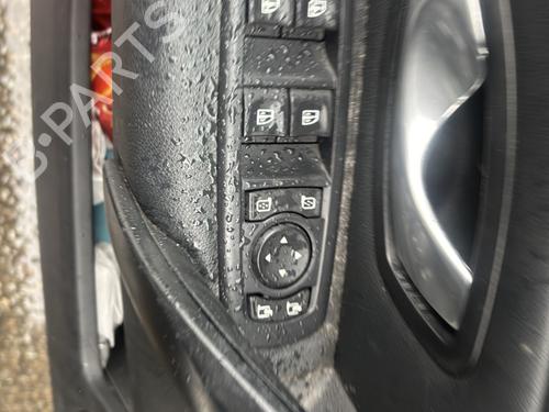 Switch RENAULT LAGUNA III (BT0/1) 2.0 dCi (BT07, BT0J, BT14, BT1A, BT1S) | BP35896861I30 - Image 17