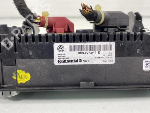 Used Climate control VW POLO V (6R1, 6C1) [2009-2022]  19976147