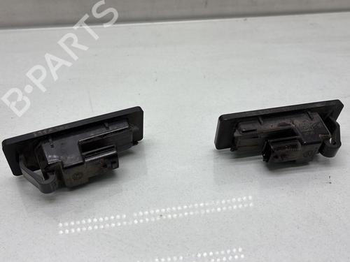 licence-plate-light-renault-clio-v-b7_-2019-32691726 main image