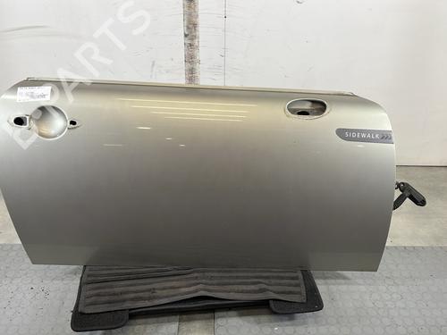 Używane Drzwi przednie prawe MINI MINI Convertible (R52) Cooper S (170 hp) 32208275