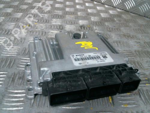 Used Engine control unit (ECU) Engine control unit (ECU) RENAULT CLIO IV (BH_) 1.5 dCi 90 (90 hp) 20027787 20027787