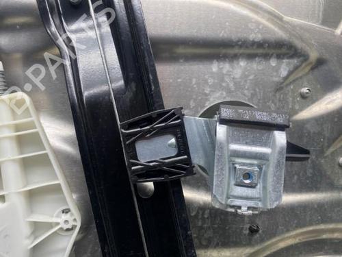 Front right window mechanism MERCEDES-BENZ C-CLASS (W204) C 220 CDI (204.002) | BP19992680C23 