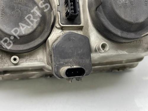 Right headlight VOLVO V40 Estate (645) 1.9 DI | BP19950890C29 