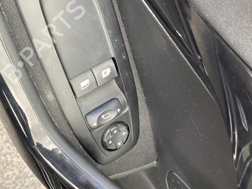 Right front door PEUGEOT 208 I (CA_, CC_) 1.5 BlueHDI 100 | BP30679485C3