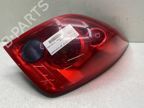Used Right taillight NISSAN PRIMERA Hatchback (P12) 2.2 Di (126 hp) 31905955