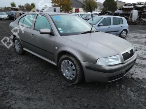Boucle de ceinture de sécurité SKODA OCTAVIA II (1Z3)  | BP20030257I32 