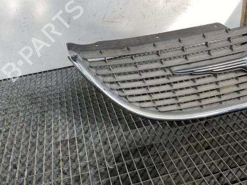 Used Grille CHRYSLER VOYAGER IV (RG, RS) 2.5 CRD (141 hp) 21046369