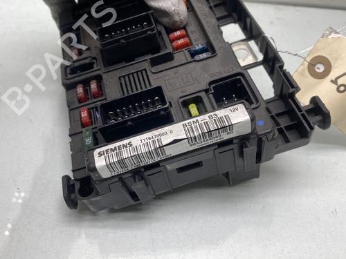 Fuse box CITROËN C5 I (DC_) 1.8 16V (DC6FZB, DC6FZE) | BP29841605E1