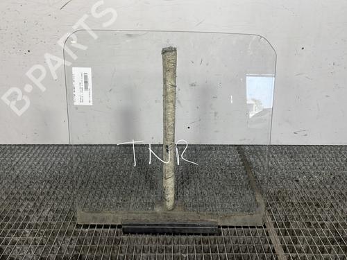 Used Front right door window Front right door window 26890703 26890703
